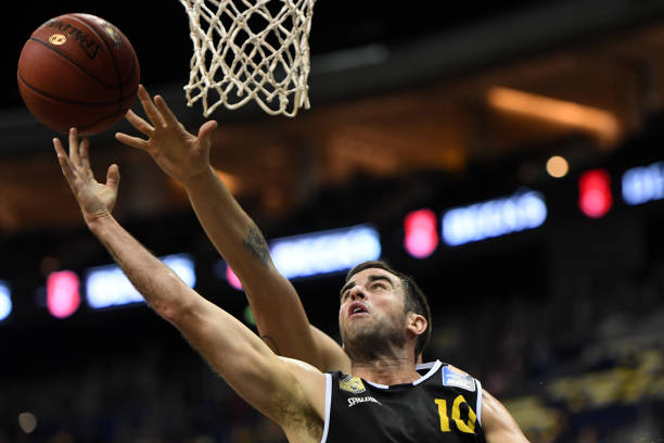 她的执裁风 她的执裁风